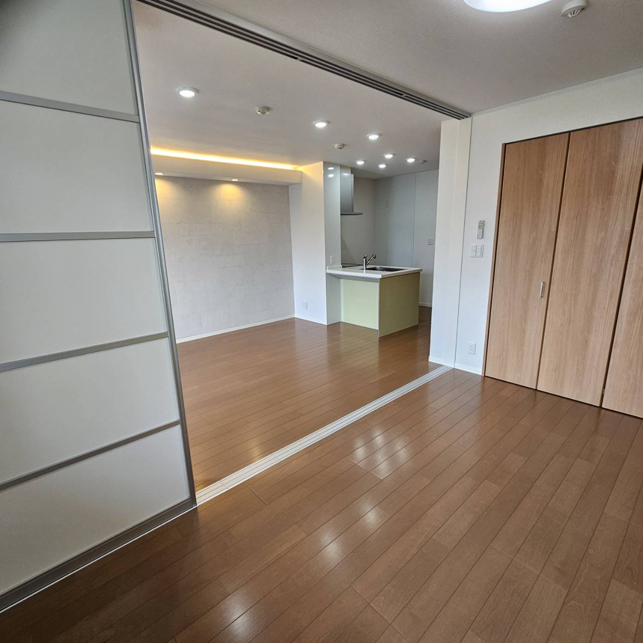秋田市　マンション美装工事