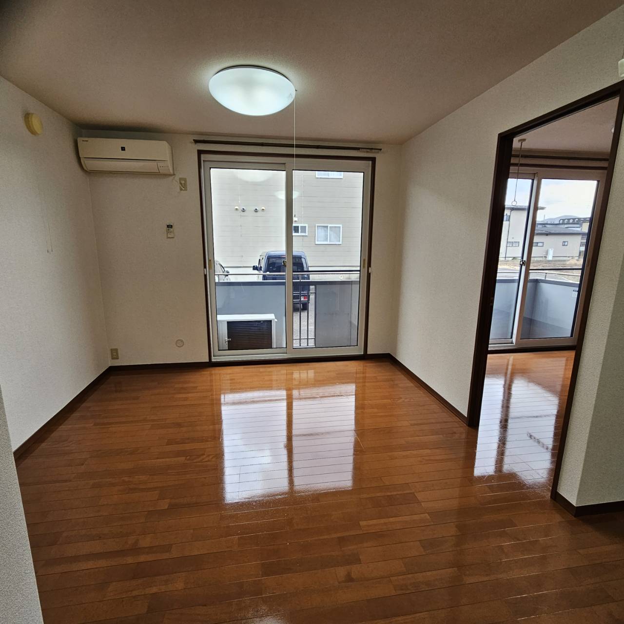 秋田市　アパート　ハウスクリーニング