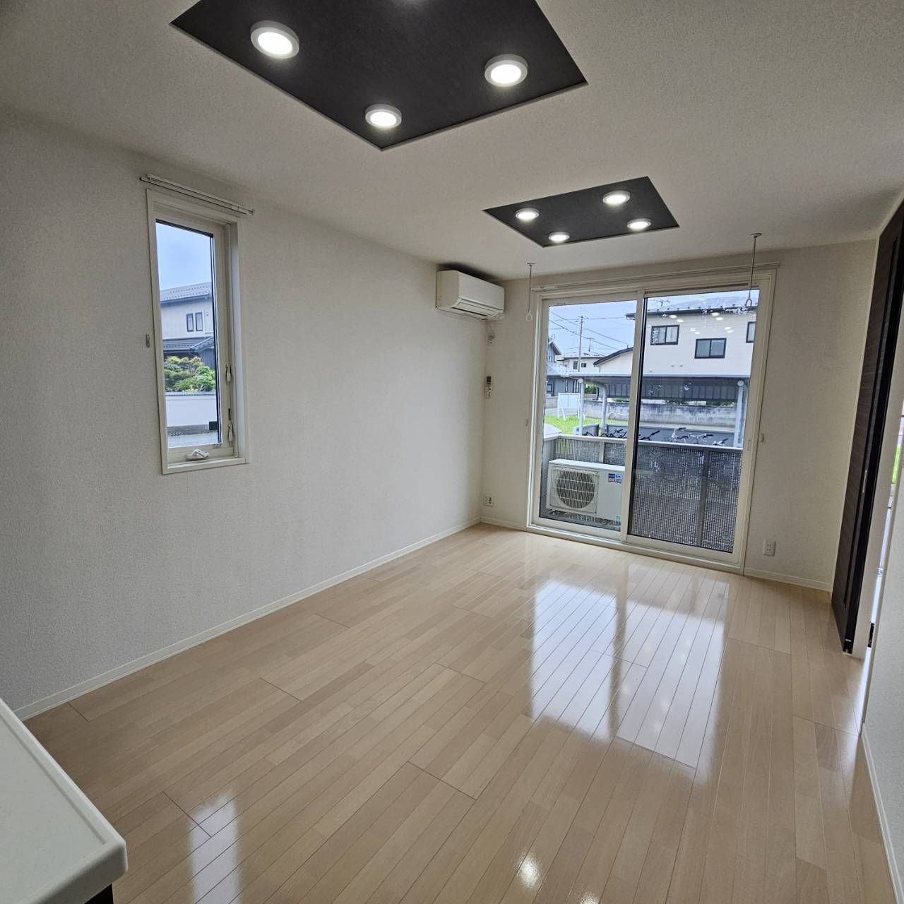 秋田市　アパート　ハウスクリーニング